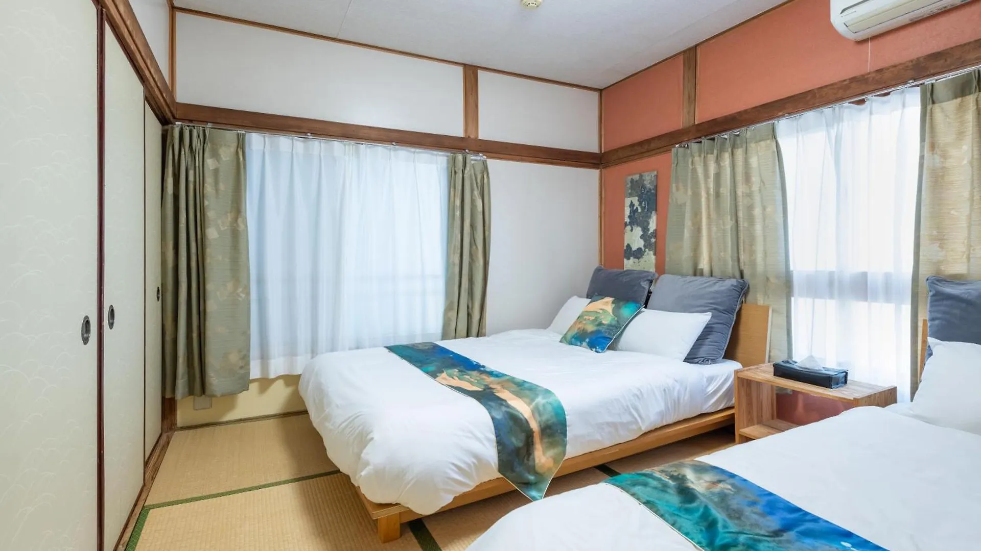 Panda Hostel Minowa Tokyo 0*,  Japan